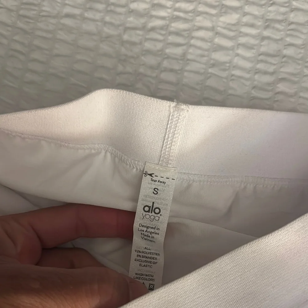 ALO Yoga Cream/white Mini Skater Skirt